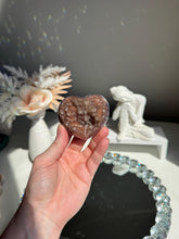 Load image into Gallery viewer, Orange sugar rainbow Amethyst heart 3155
