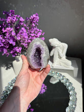 Load image into Gallery viewer, Druzy amethyst egg with jasper 3154

