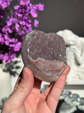 Load image into Gallery viewer, Druzy Amethyst heart 3155
