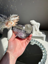 Load image into Gallery viewer, Orange rainbow Amethyst heart 3154
