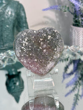 Load image into Gallery viewer, Green and pink Rainbow amethyst heart 3168
