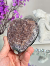 Load image into Gallery viewer, Rainbow amethyst heart 3169

