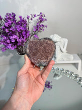 Load image into Gallery viewer, Rainbow amethyst heart 3169
