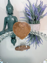 Load image into Gallery viewer, Sugar Rainbow amethyst heart 3169
