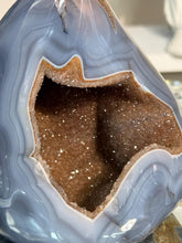 Load image into Gallery viewer, Amethyst Crystal Flame Freeform Druzy Amethyst Agate Freeform Crystal Amethyst Geode Flame Healing Energy Crystal for Home Decor 3178
