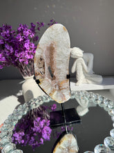 Load image into Gallery viewer, Druzy Amethyst portal with pink banding healing crystals 3202
