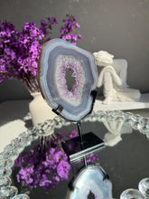 Load image into Gallery viewer, Druzy Amethyst portal with agate healing crystals 3203
