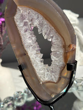 Load image into Gallery viewer, Druzy Amethyst portal with agate healing crystals 3203
