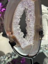Load image into Gallery viewer, Druzy Amethyst portal with agate healing crystals 3203

