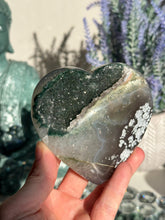 Load image into Gallery viewer, Green Rainbow amethyst heart 3207
