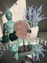 Load image into Gallery viewer, Pink Rainbow amethyst geode 3206
