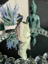 Load image into Gallery viewer, Green apophyllite cluster AP171
