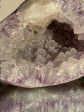 Load image into Gallery viewer, XL Sugar amethyst geode 3209
