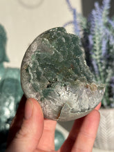 Load image into Gallery viewer, Green sugar Rainbow amethyst 3207
