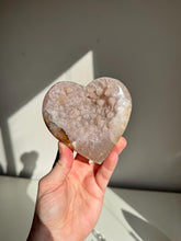 Load image into Gallery viewer, Pink sugar Uruguay Amethyst Heart - Statement Crystal 3220
