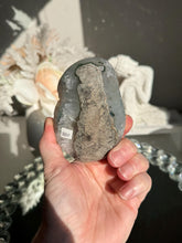 Load image into Gallery viewer, Sugar Rainbow amethyst geode 3207
