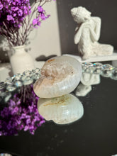Load image into Gallery viewer, Rainbow amethyst geode 3207
