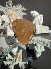 Load image into Gallery viewer, Fine Golden sugar amethyst 3206
