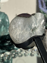 Load image into Gallery viewer, Green druzy chlorite heart 3207
