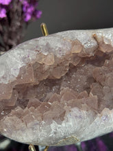 Load image into Gallery viewer, Brown Sugar Amethyst Geode 3273
