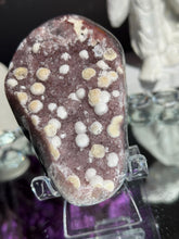 Load image into Gallery viewer, Amethyst geode with calcite druzy 3288
