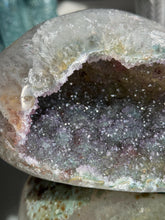 Load image into Gallery viewer, Amethyst Geode with green banding 3283
