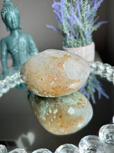 Load image into Gallery viewer, Amethyst Geode with green banding 3283
