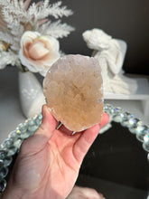 Load image into Gallery viewer, Orange sugar amethyst geode 3290
