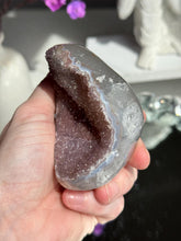 Load image into Gallery viewer, Galaxy Amethyst geode 3290

