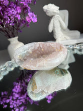 Load image into Gallery viewer, pink amethyst geode with calcite 3287

