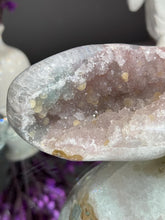 Load image into Gallery viewer, pink amethyst geode with calcite 3287
