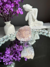 Load image into Gallery viewer, pink sugar amethyst Freeform 3290
