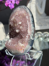 Load image into Gallery viewer, pink druzy amethyst geode 3287
