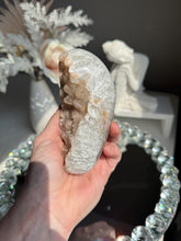 Load image into Gallery viewer, Rainbow amethyst geode 3287
