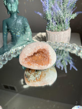 Load image into Gallery viewer, Orange Rainbow amethyst geode 3286
