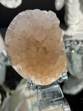 Load image into Gallery viewer, Orange sugar amethyst geode 3290
