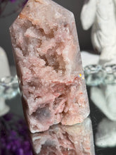 Load image into Gallery viewer, Druzy Pink amethyst tower 3309
