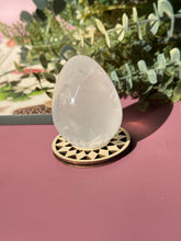 Load image into Gallery viewer, Rose Quartz Egg with Asterism: Love Heart Chakra Healing Crystal Decor 3328 H
