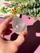 Load image into Gallery viewer, Rose Quartz Egg with Asterism: Love Heart Chakra Healing Crystal Decor 3328 G

