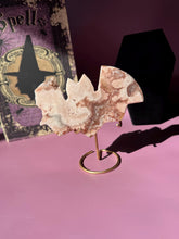Load image into Gallery viewer, Druzy Pink Amethyst Bat Crystal Pink Amethyst Geode Tower High Quality Crystal for Healing Energy Balance and Home Decor no code
