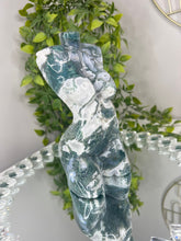 Load image into Gallery viewer, Moss agate goddess body carving 1090
