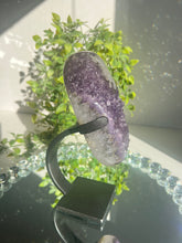 Load image into Gallery viewer, amethyst geode   714

