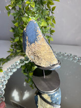 Load image into Gallery viewer, Green sugar druzy agate geode   2033
