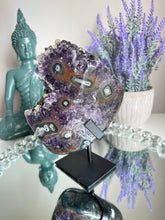 Load image into Gallery viewer, Amethyst with stalactites and calcite   2301
