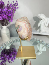 Load image into Gallery viewer, Pink amethyst heart with quartz   2316

