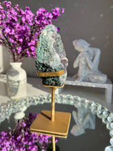 Load image into Gallery viewer, druzy amethyst geode with jasper  2641 amethyst flower
