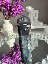 Load image into Gallery viewer, Green druzy agate and jasper tower with agate  2628
