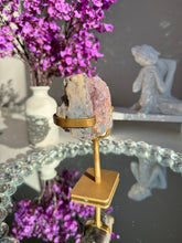 Load image into Gallery viewer, druzy pink amethyst geode with amethyst  2640
