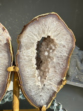 Load image into Gallery viewer, Sugar druzy quartz and agate geode  2646 agate wings angel wings
