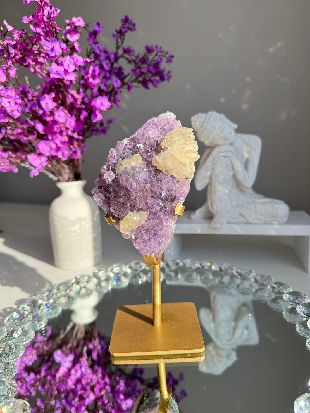 druzy amethyst geode with calcite   2655